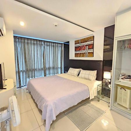 City Center Residents Pattaya Bagian luar foto