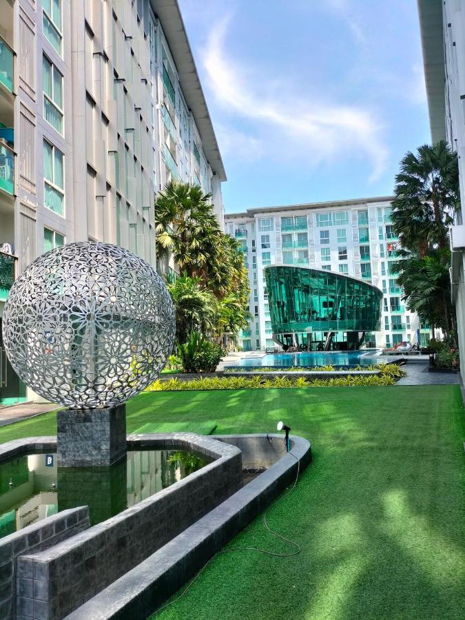 City Center Residents Pattaya Bagian luar foto