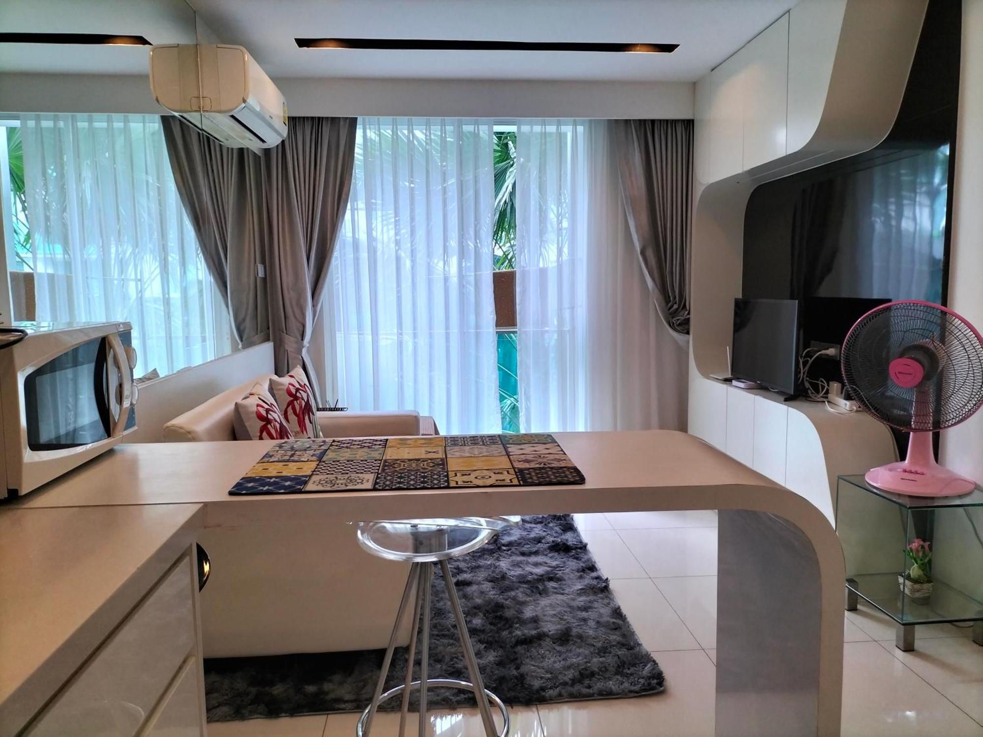 City Center Residents Pattaya Bagian luar foto
