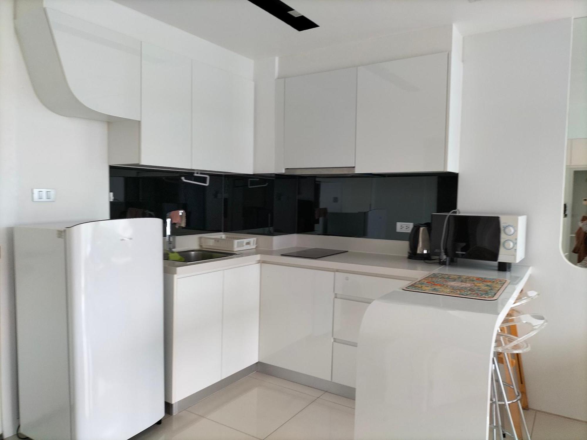 City Center Residents Pattaya Bagian luar foto
