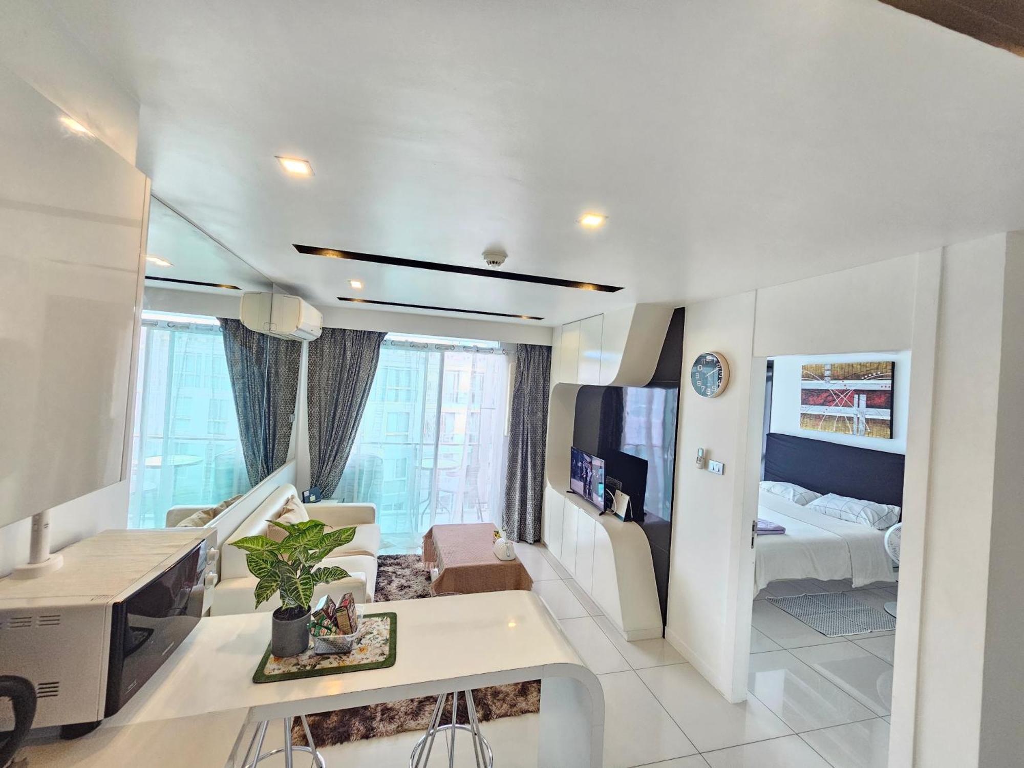 City Center Residents Pattaya Bagian luar foto